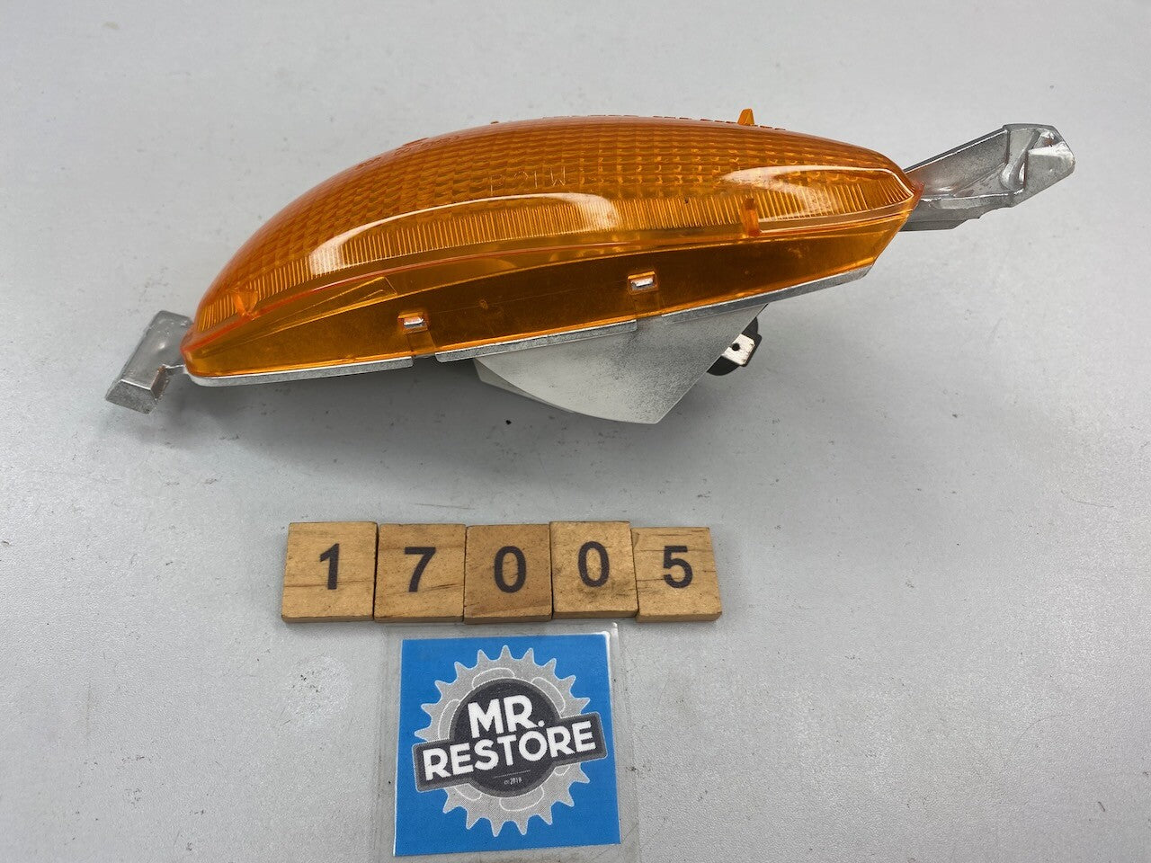 BMW R1200 R1150 R1100 R850 259T R22 R/H Front Indicator Assy. 63132306434
