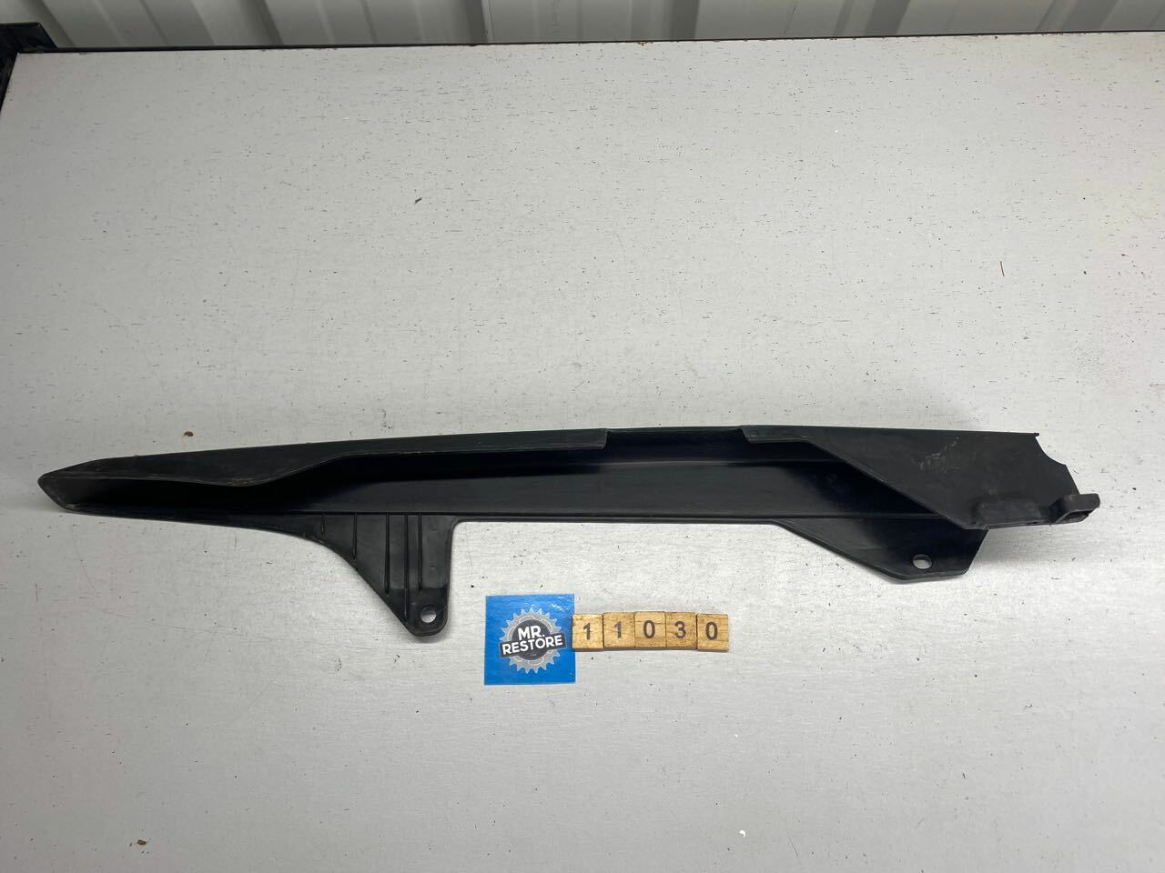 Honda CBR1100XX Blackbird Chain Guard Case 40510-KY6-0100