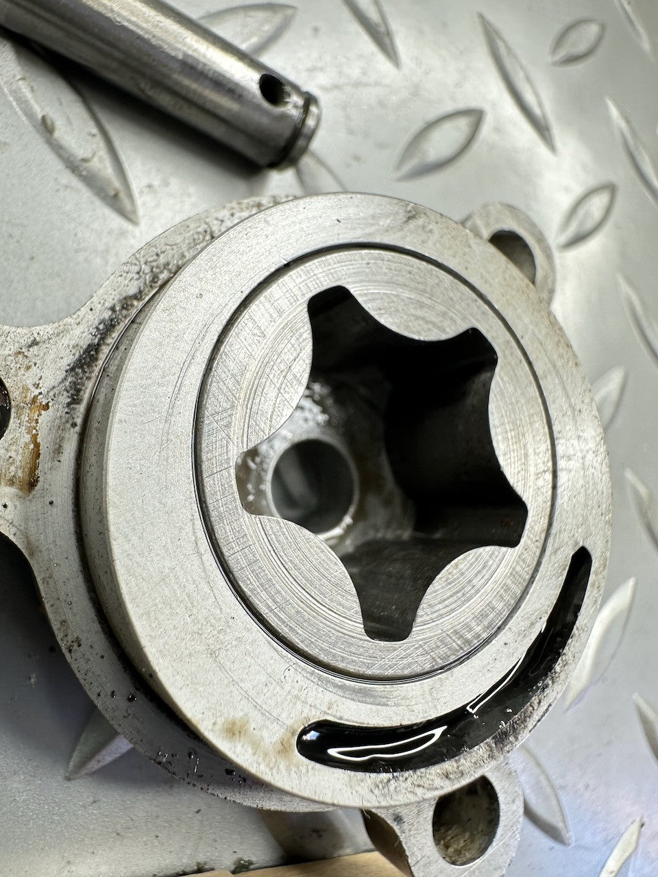 Suzuki SP370 '78-79' SP400 DR400 Oil Pump 16400-32400
