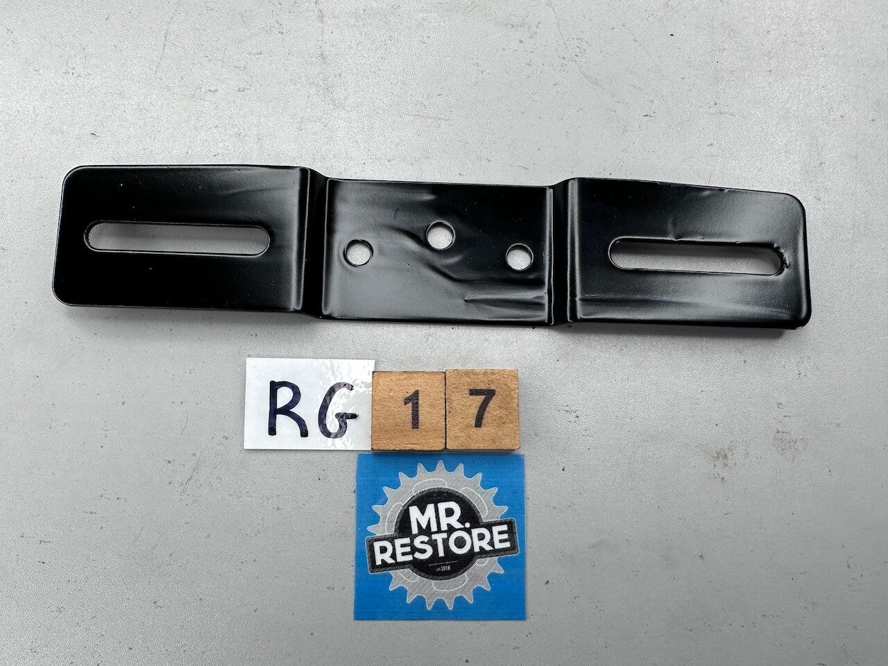 Suzuki RG500 RG250 GSXR1100 License Plate Bracket Repainted