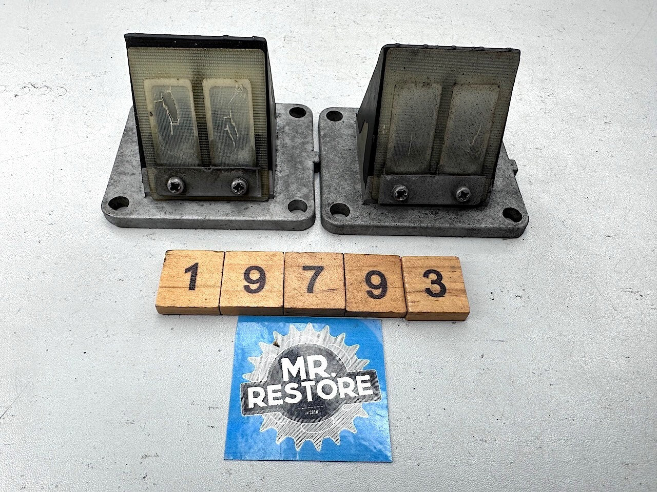 Yamaha RD250LC RD350LC RZ250 RZ350 Pair of Reed Valve Holder Assys.