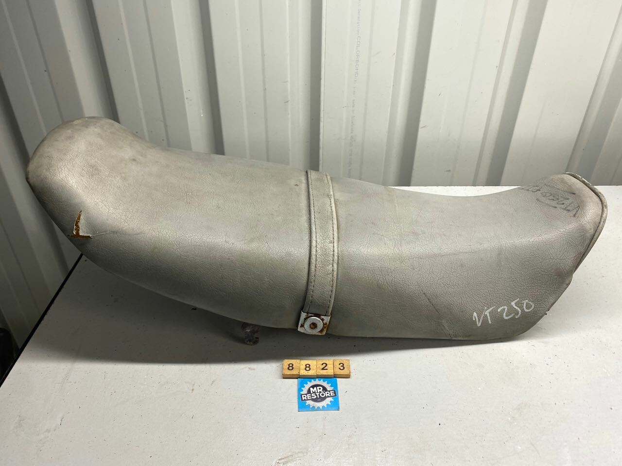 Honda VT250 FII Seat - 77200-KE8-000