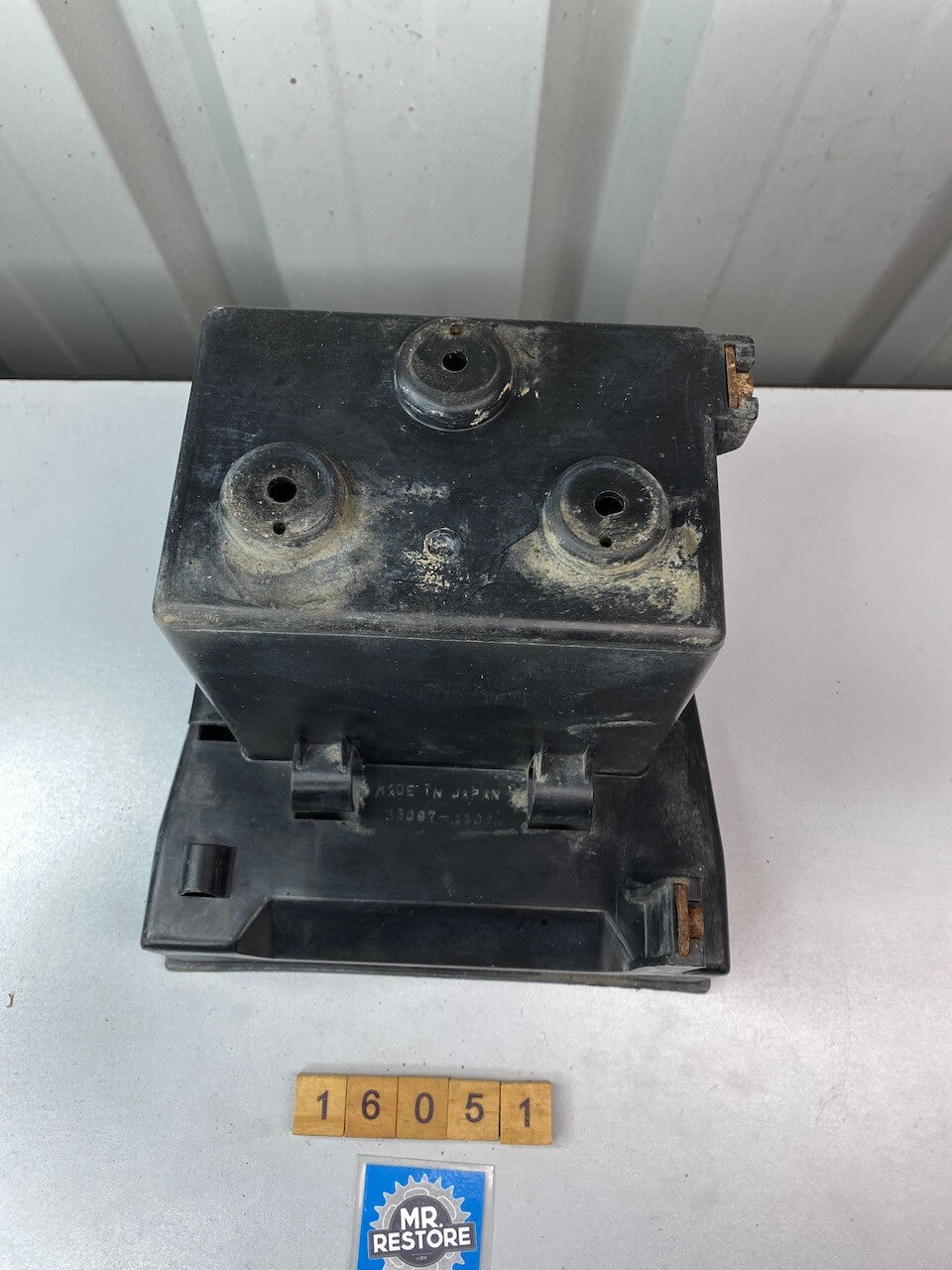 Kawasaki GPZ900 R ZX900 Battery Case Holder 32097-1102