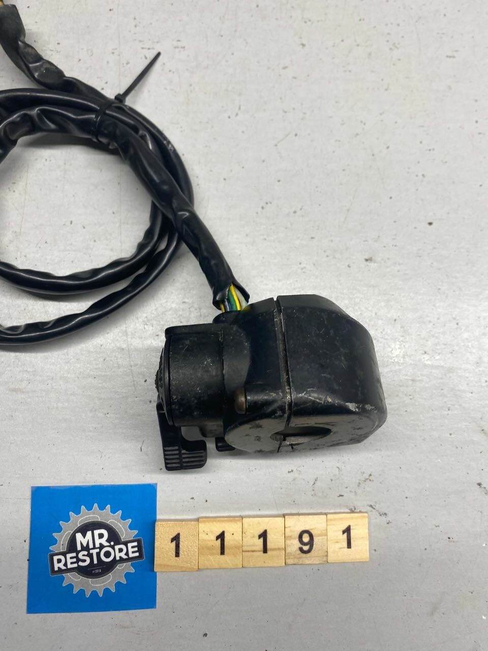 Suzuki GSX250FW L/H Switch Block Hi-Lo, Turn, Horn, Choke