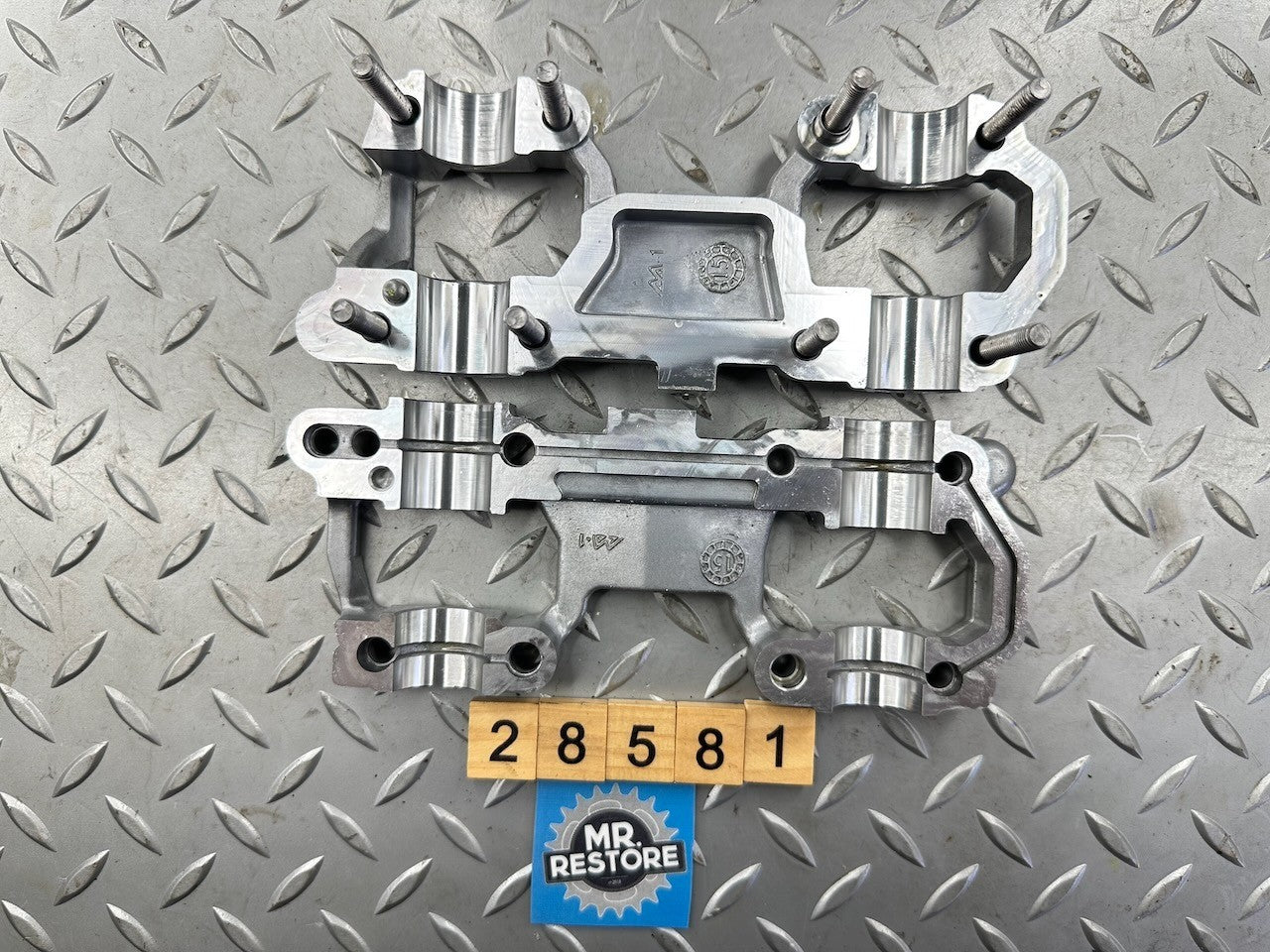 BMW G650GS '08-16' Camshaft Supporting Brackets & Bolts (5000 K's) 11127700199