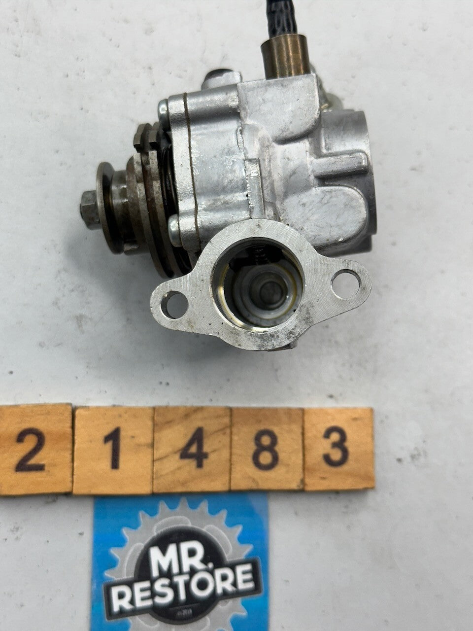 Yamaha TZR250 1KT 2MA TDR250 TDR240 R1-Z Oil Pump 1KT-13101-02 3XC-13101-00