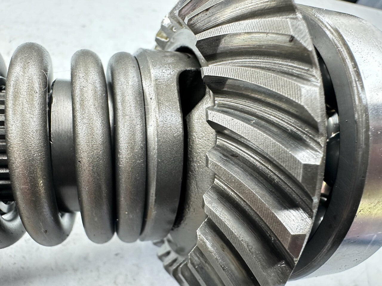 Yamaha V-Max 1200 VMX12 '85-95 Transmission Drive Axle & Middle Gear