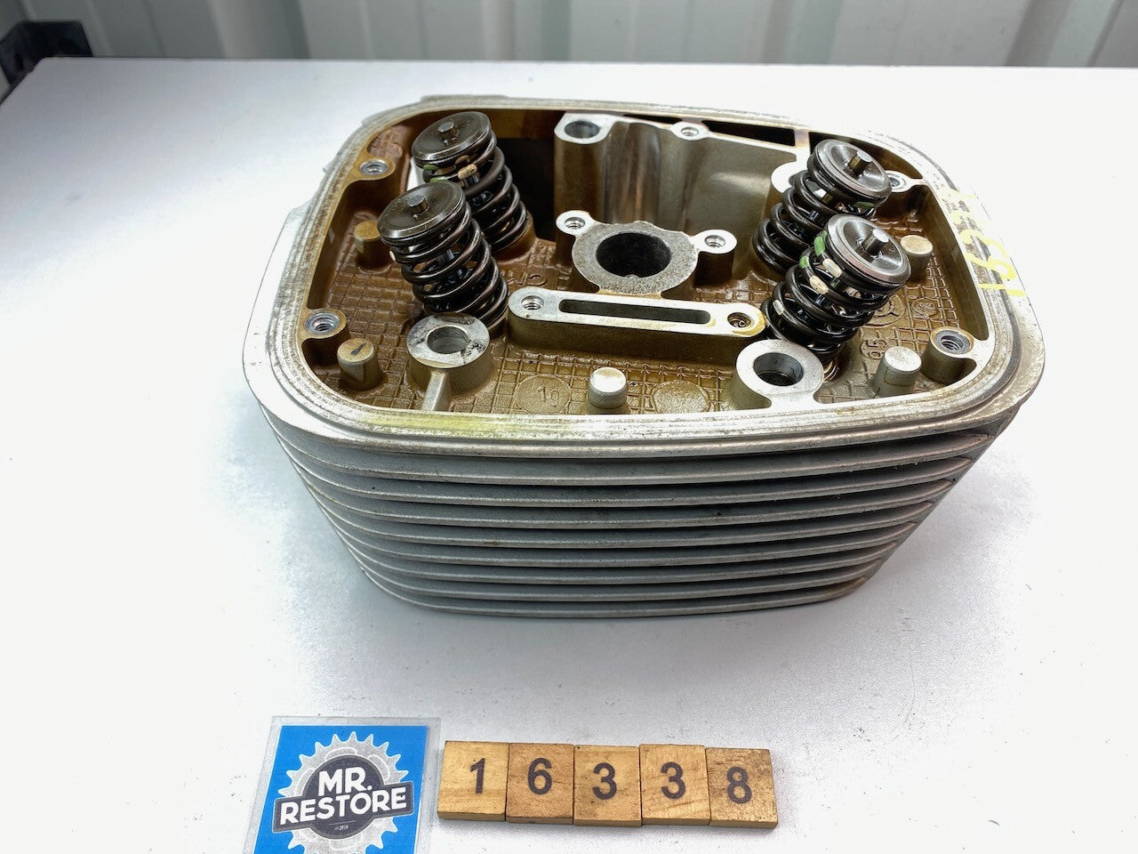 BMW R850R 1996 259R L/H Cylinder Head 