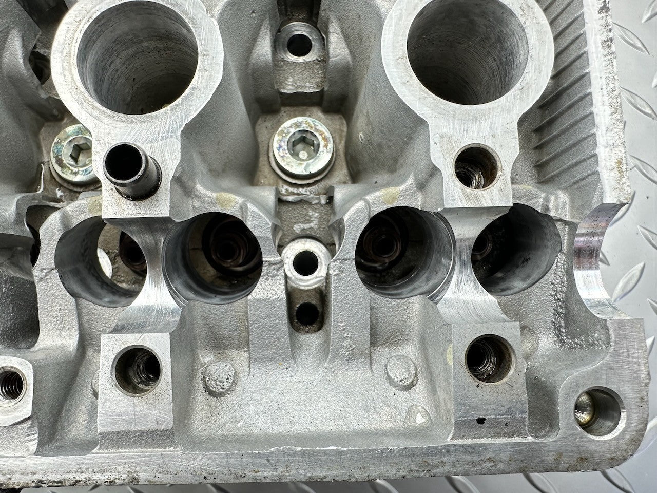Honda CBR250R MC19 KY1 Cylinder Head