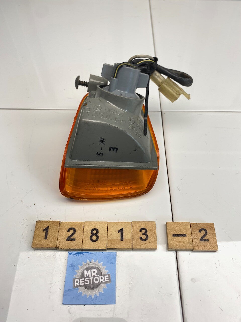 Kawasaki ZZR1100 R/H Rear Indicator Assy OEM