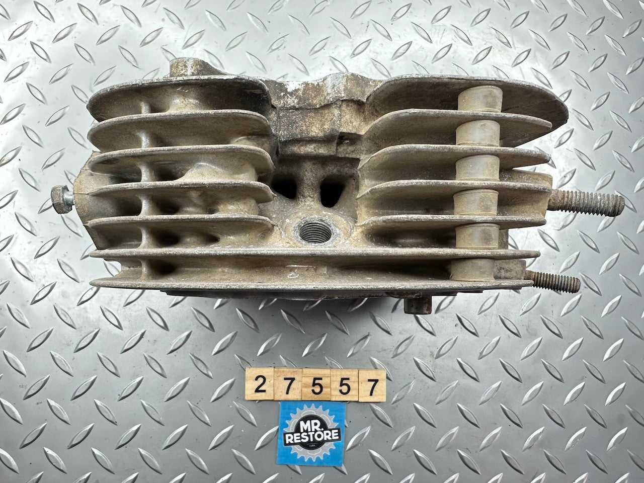 Honda XL175 '75-78' Cylinder Head 12200-391  12200-391-000
