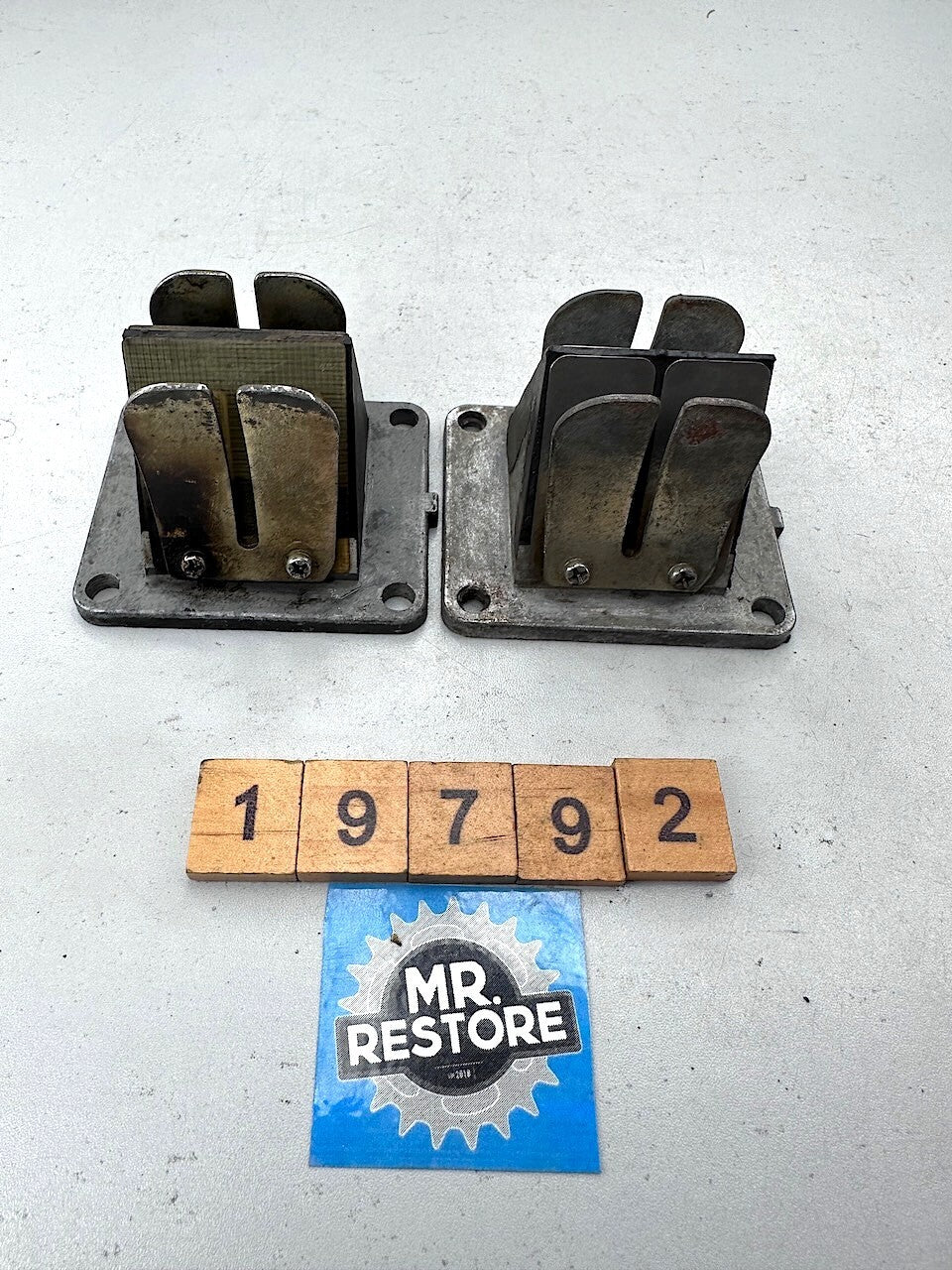 Yamaha RD250LC RD350LC RZ250 RZ350 Pair of Reed Valve Holder Assys.