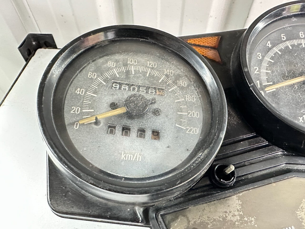 Yamaha XJ600 1984 KMH Meters Dashboard, Harness & Bracket