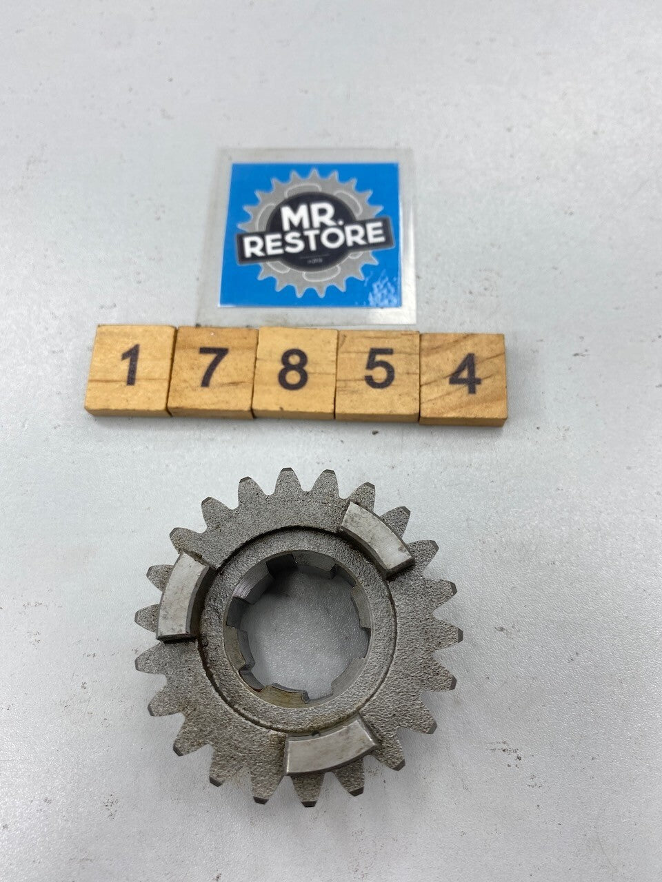 Yamaha SR500 SR400 XT500 TT500 Transmission 4th Wheel Gear 583-17241