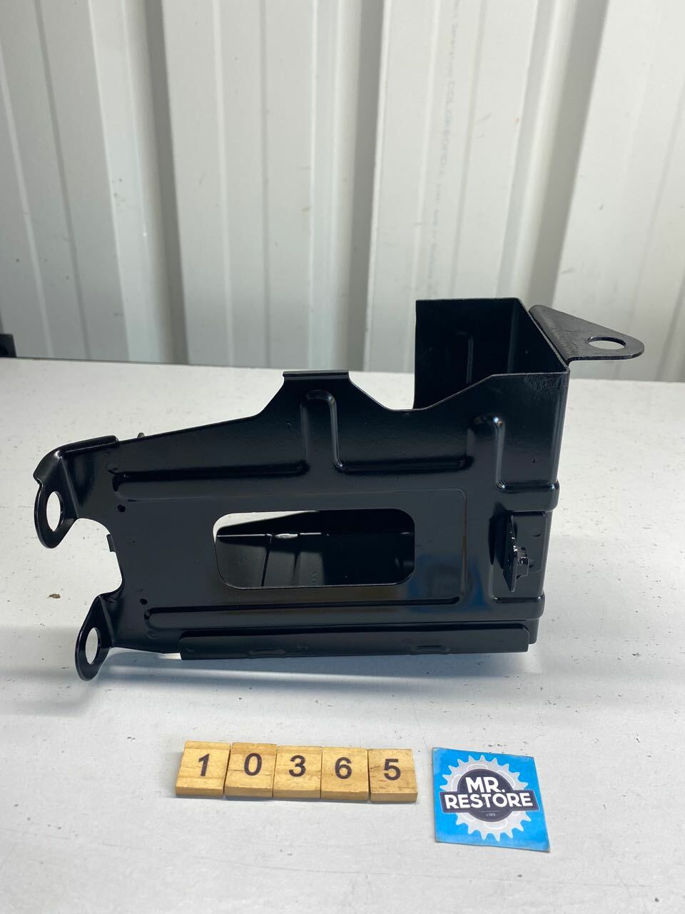 Suzuki TC185 Battery Holder Case Bracket Cage - Reconditioned