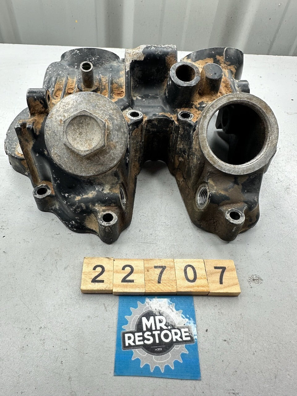 Honda XL600R 1983-85 Cylinder Head Rocker Cover 12311-MG2-316  12311-MG2-306