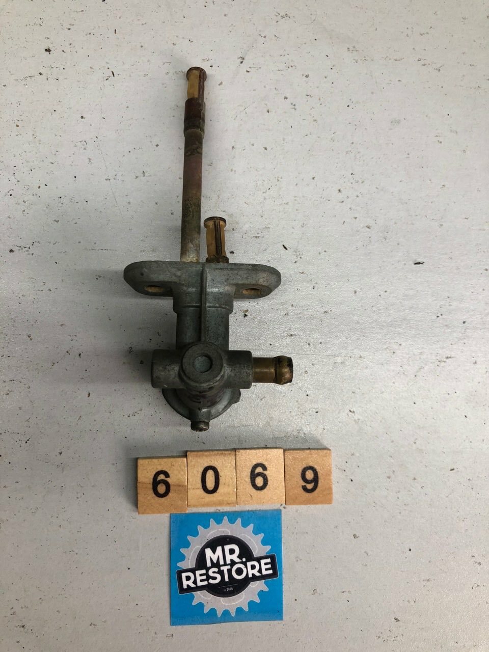 Suzuki RGV 250 VJ21 Fuel Gas Tap