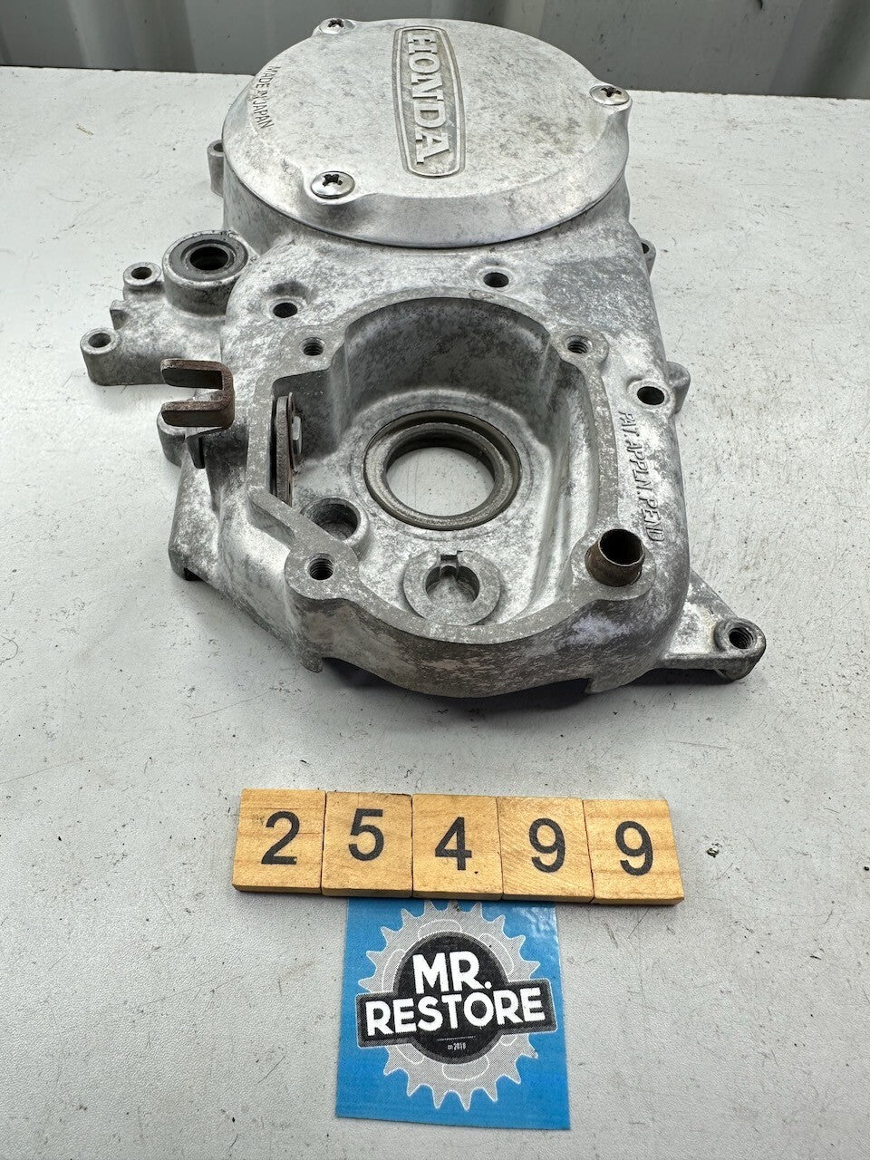 Honda CT110 Crankcase Alternator Generator Stator Cover Hi-Lo