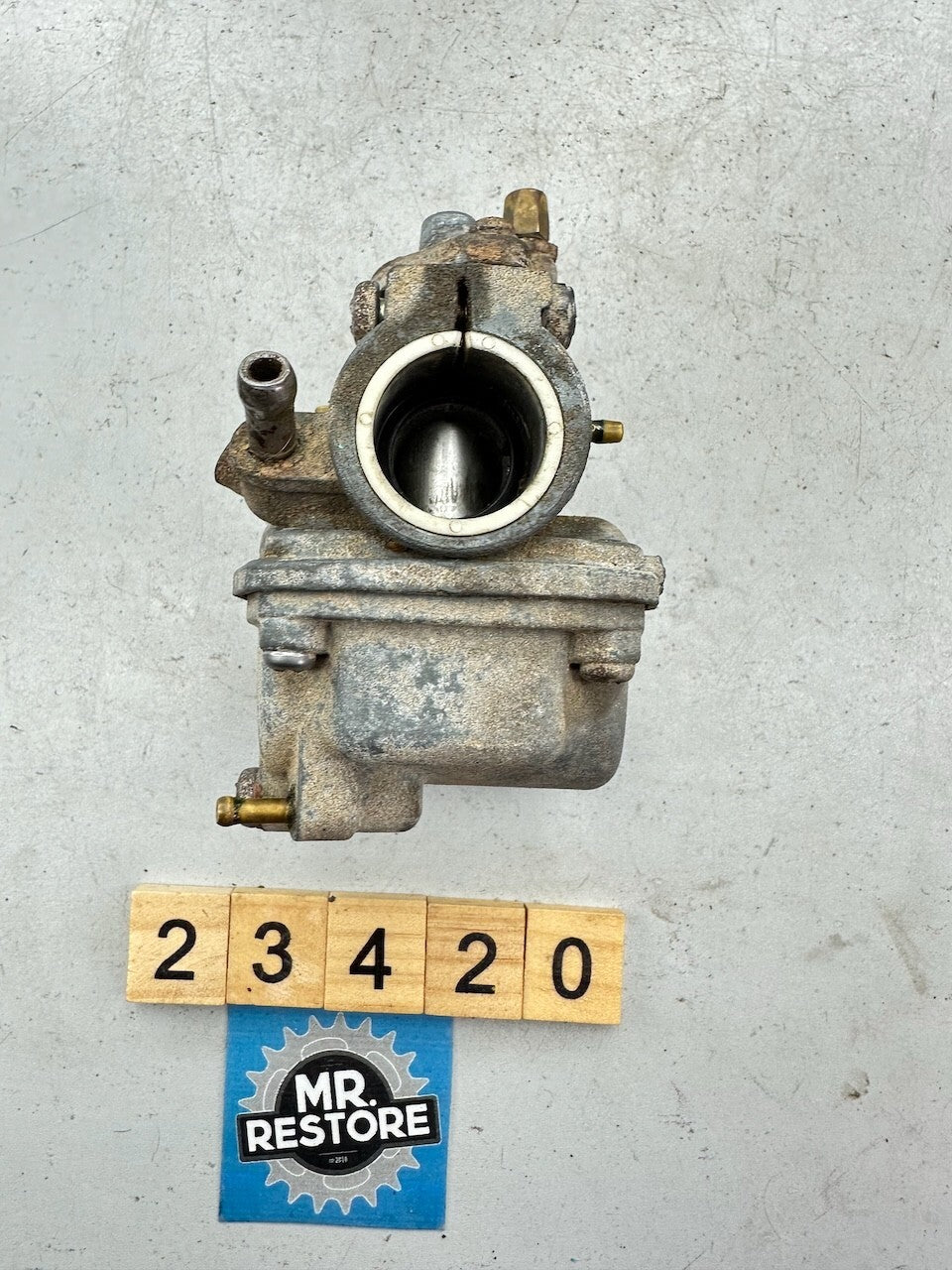 Yamaha V90 T OEM Mikuni Carburettor Carb (Fully functional)