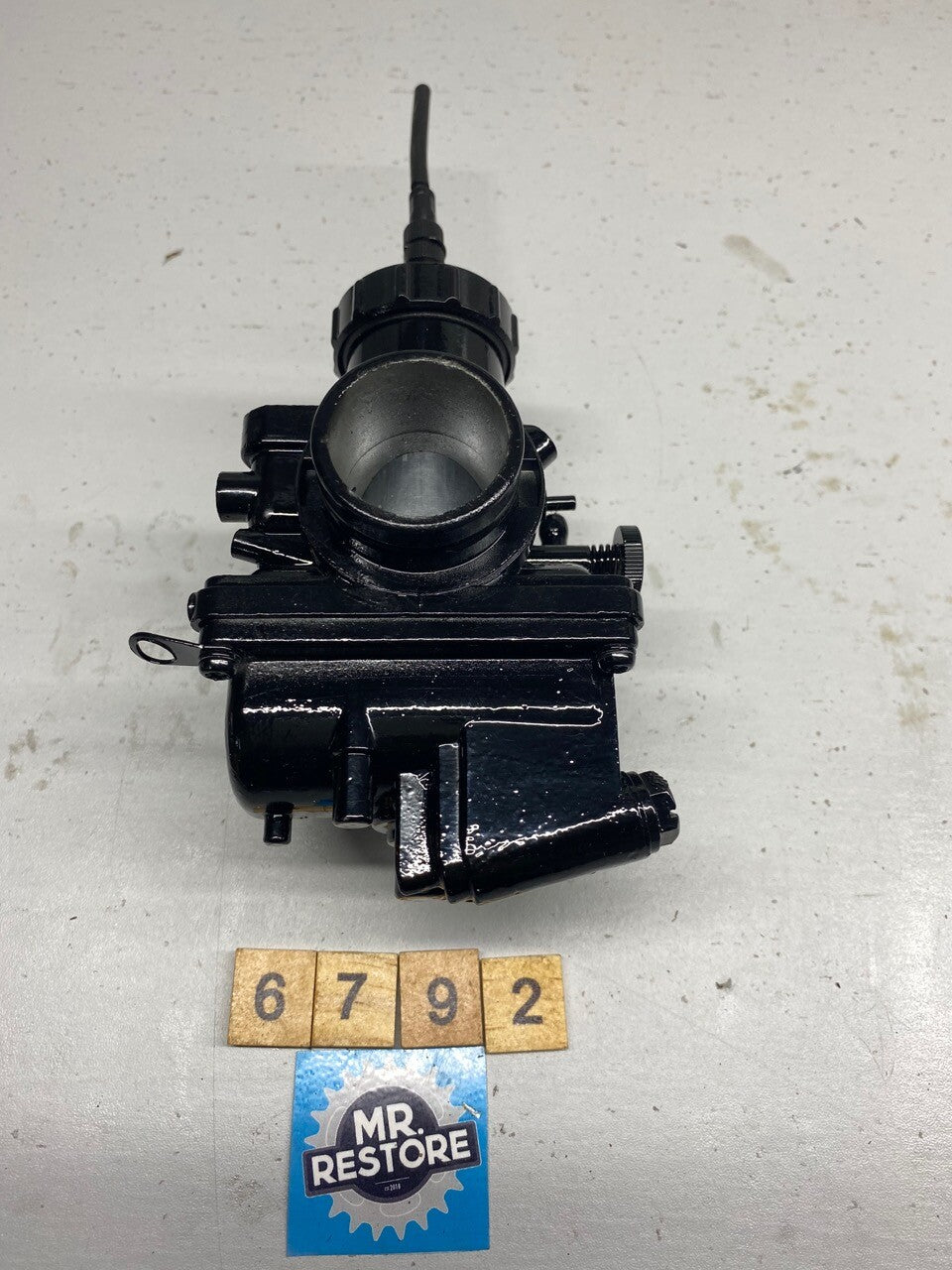 Mikuni Round Slide ISO 30mm Carburettor Classic VMX - Refurbished Exterior