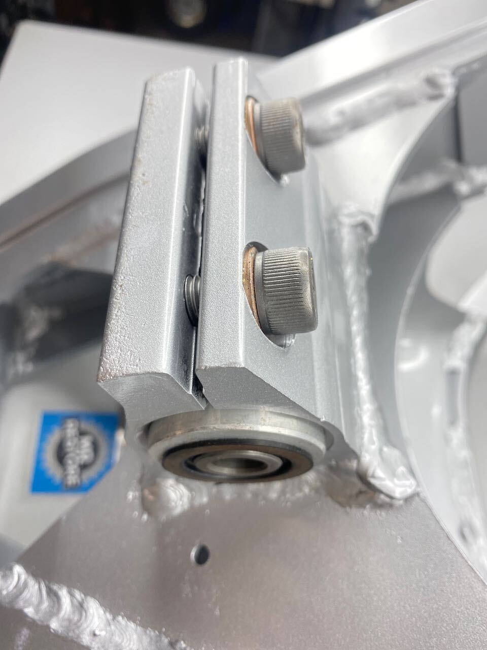 Kawasaki ZXR750 H1 1989 Swing Arm & Parts (reconditioned)