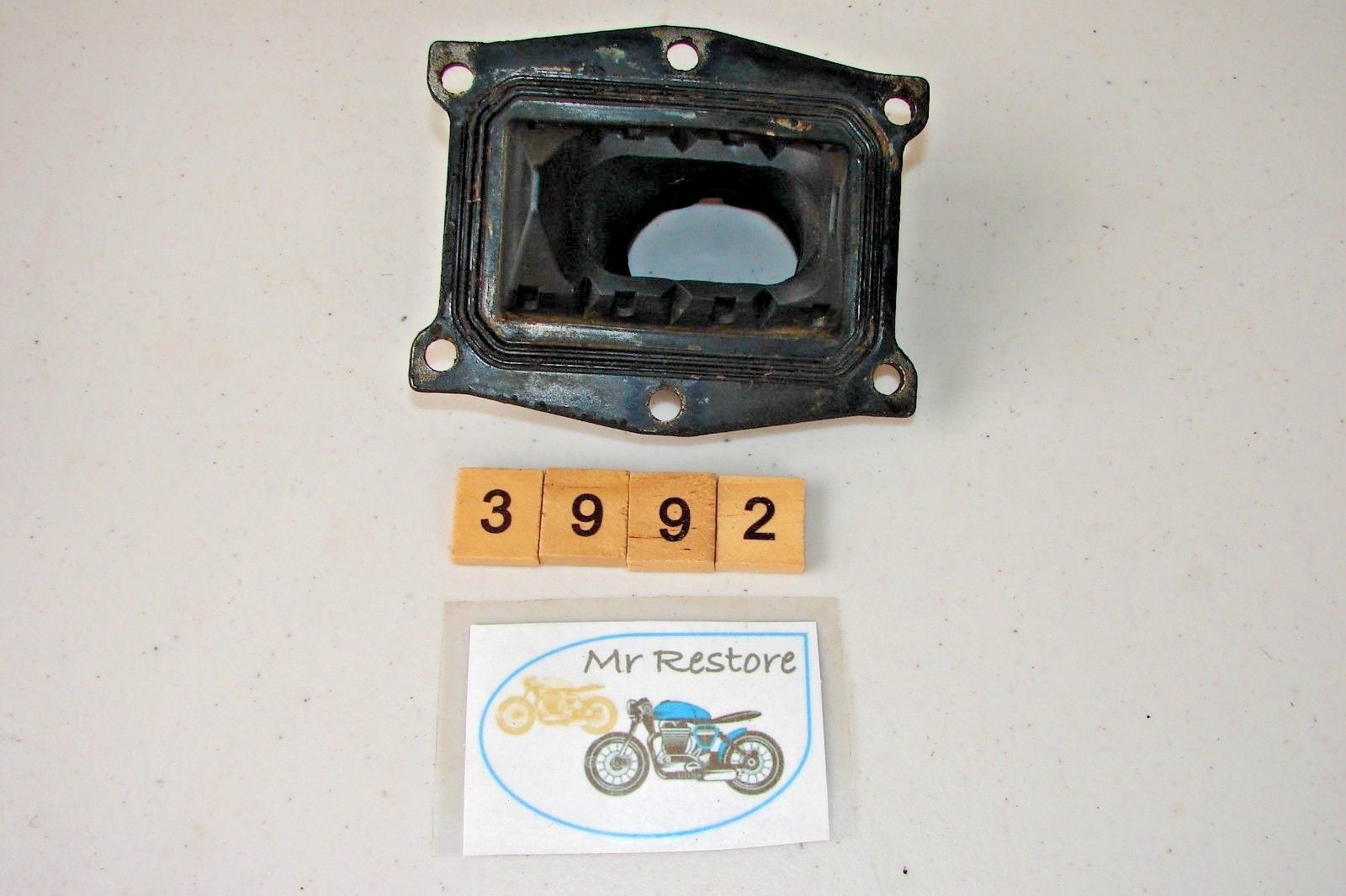 Yamaha YZ250 1997-1998 Inlet Manifold carb holder - 4XL & 5DJ