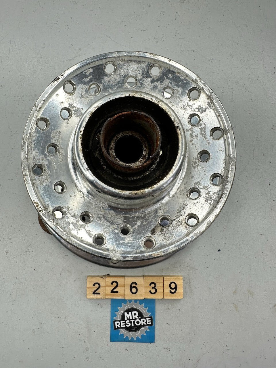 Kawasaki VN800 VN400 Vulcan Front Wheel Hub 41034-1247