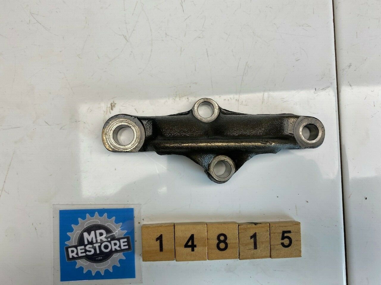 BMW R1100S Right Hand Camshaft Support Bracket 1998-2005 R2S