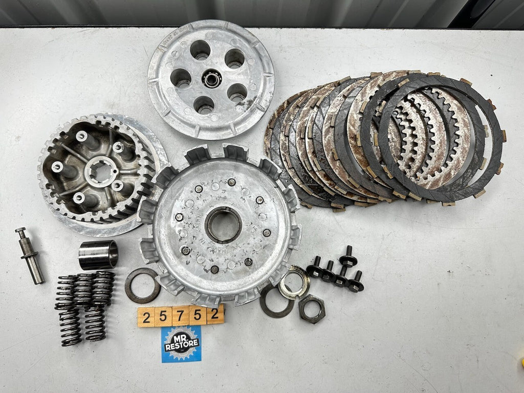 Kawasaki Z250 A - Full Clutch