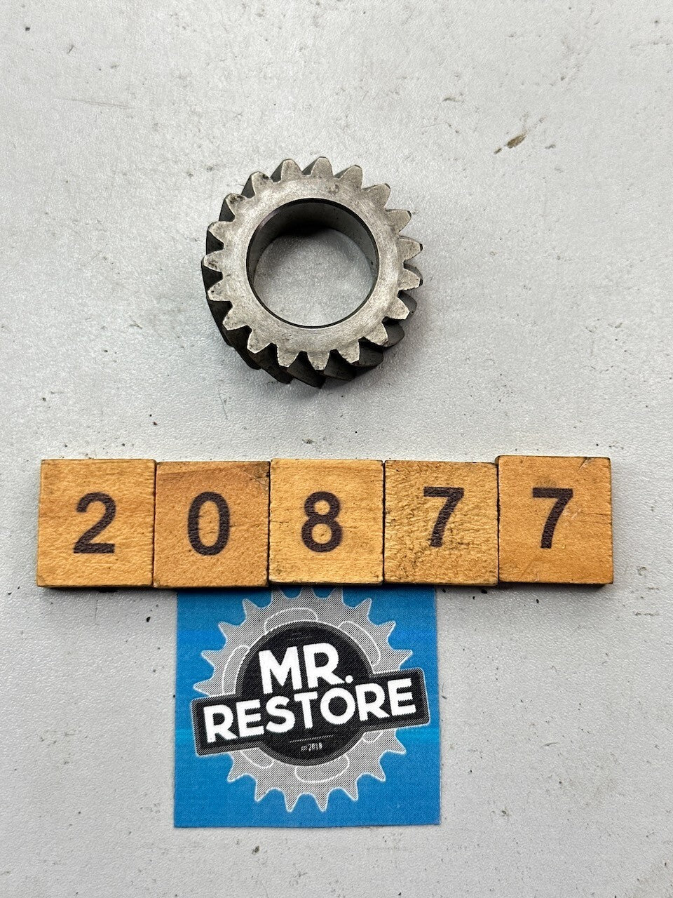 Suzuki GT200 Tachometer Drive Gear 1 (19T) 26421-10300