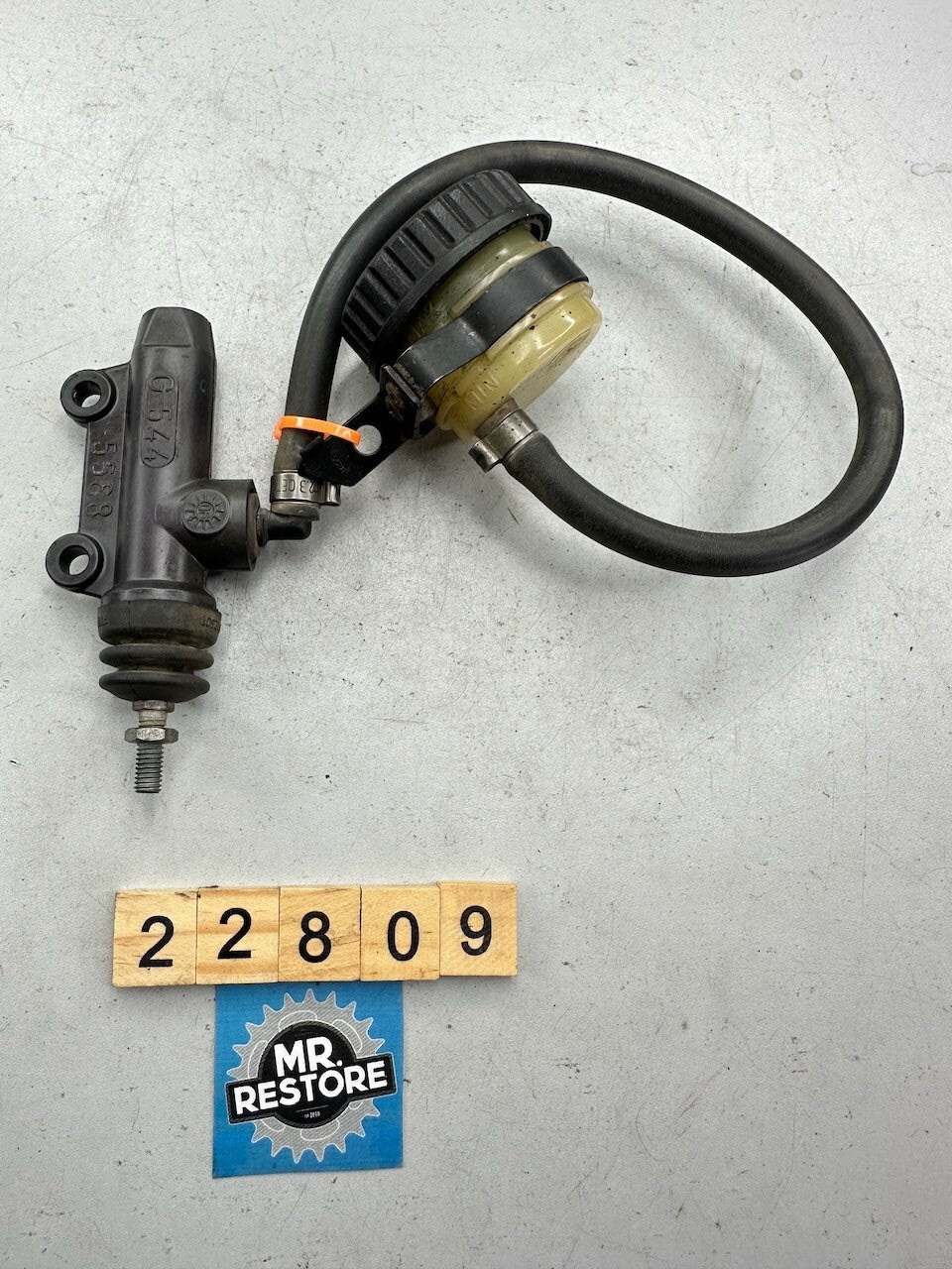BMW R1200GS ADV '05-13' R1200GS '02-12' Rear Brake Master Cylinder & Reservoir