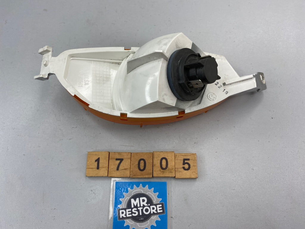 BMW R1200 R1150 R1100 R850 259T R22 R/H Front Indicator Assy. 63132306434