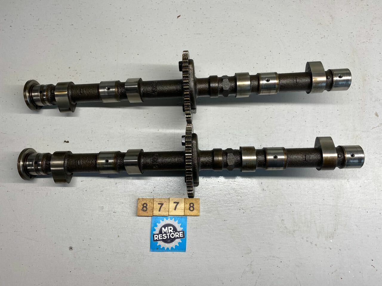 Yamaha XJ900S Diversion Pair of Camshafts 4KM-12171-00