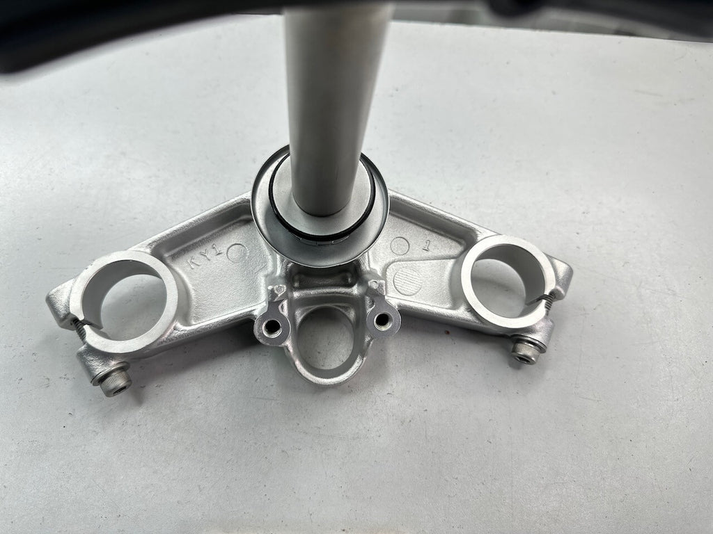 Honda CBR250R MC19 Fork Triple Tree Clamp - (reconditioned)