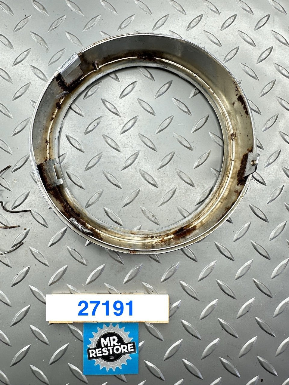 Suzuki SP370 1978 Headlight HeadLamp Rim & Clips 35111-29640