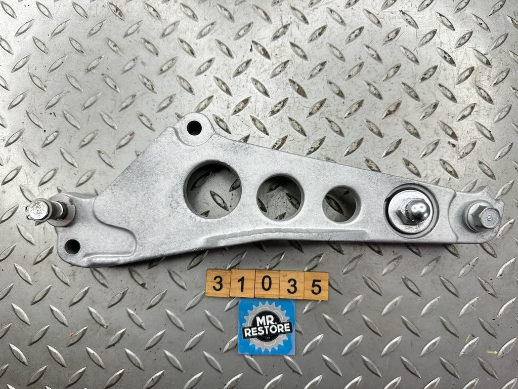 Yamaha RD350LC RD250LC Left Footrest Foot Peg Bracket 4L0-27442-00