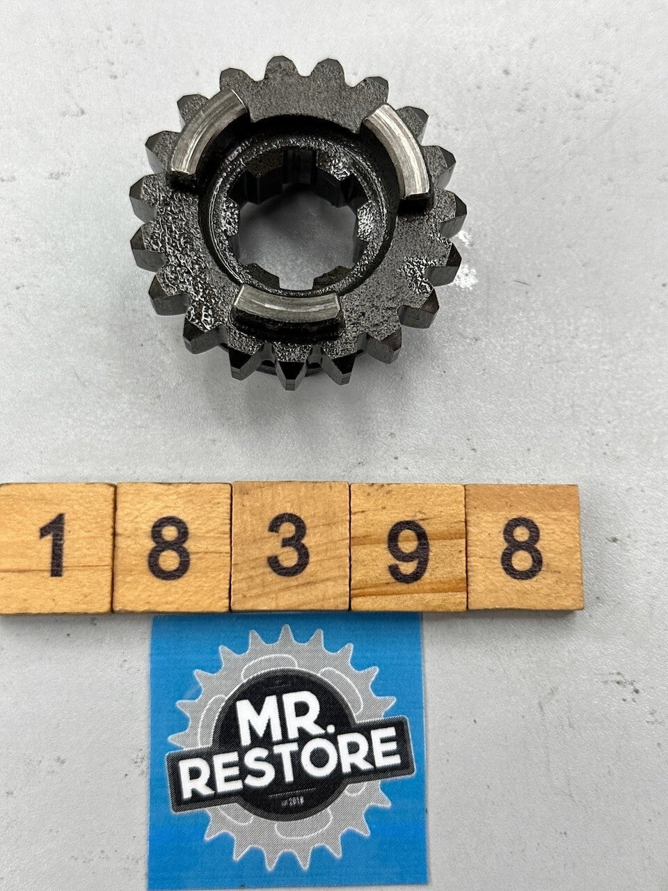 Suzuki GN250 GZ250 TU250 Transmission 3rd Drive Gear (19T) 24231-38201