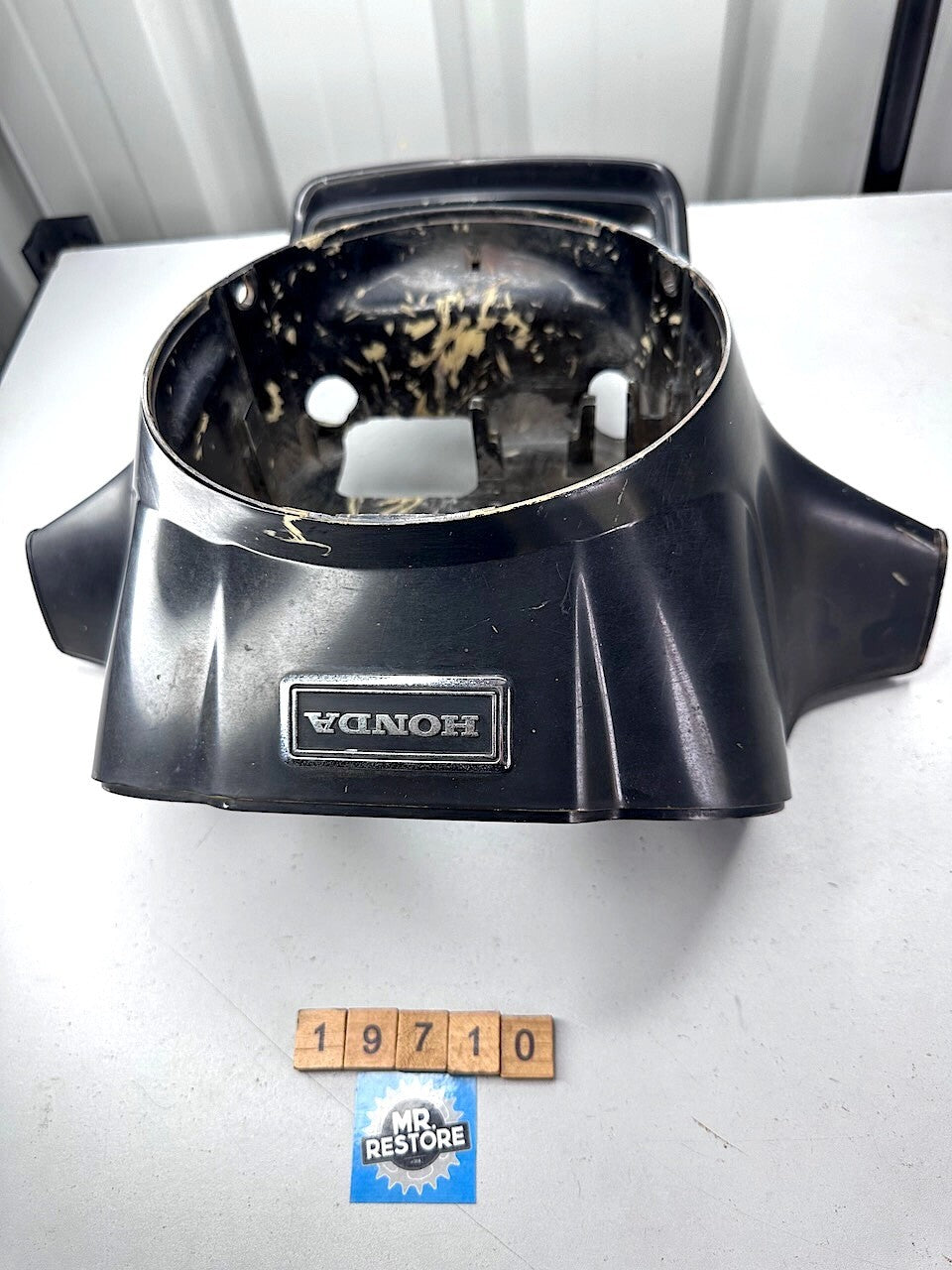 Honda CX500 1978-79 Headlight Housing Case & Honda Emblem Badge 61301-415-0000