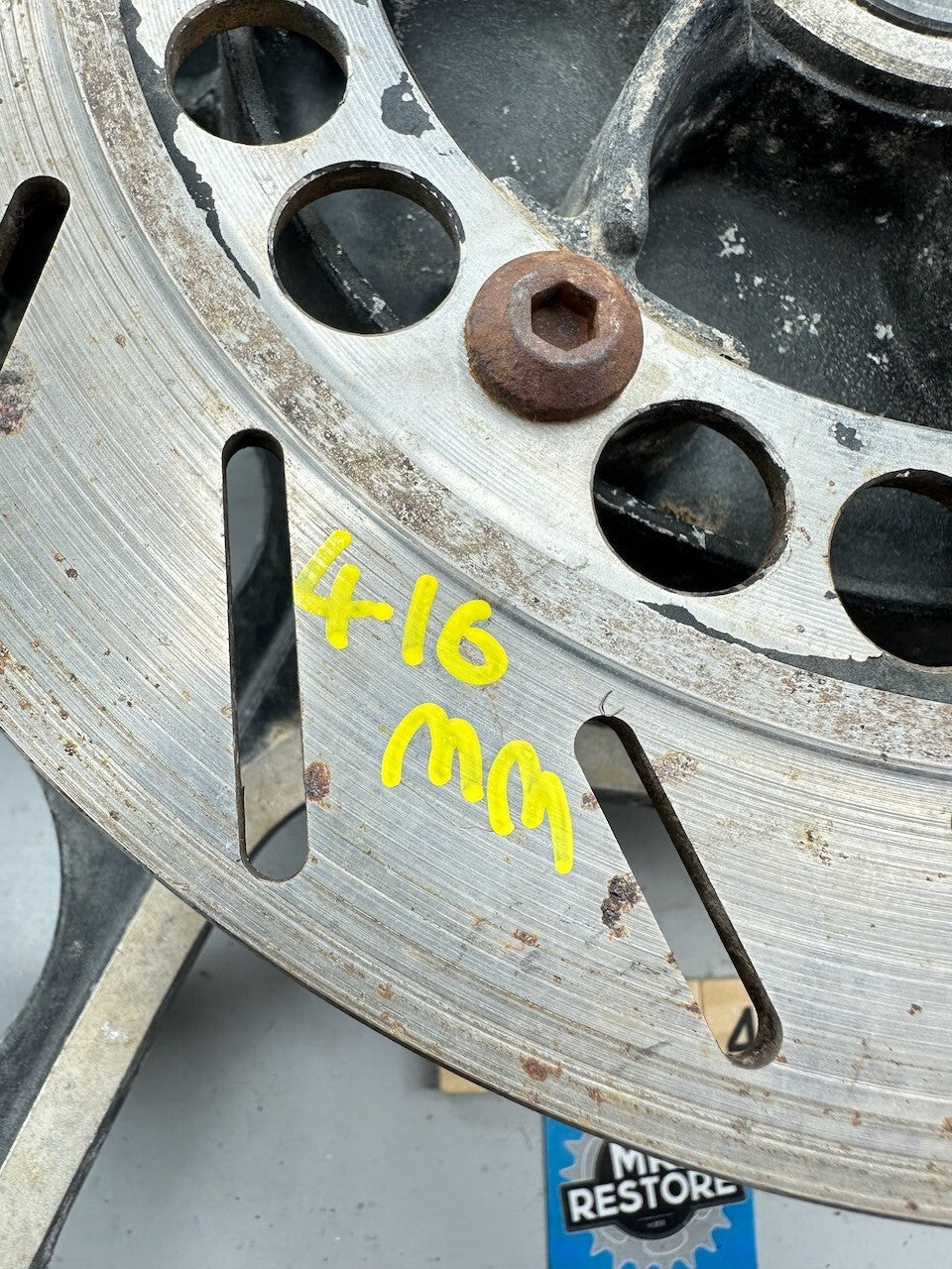 Yamahas RZ250 RZ350 Rear Wheel 18 x 2.50 (R-30)