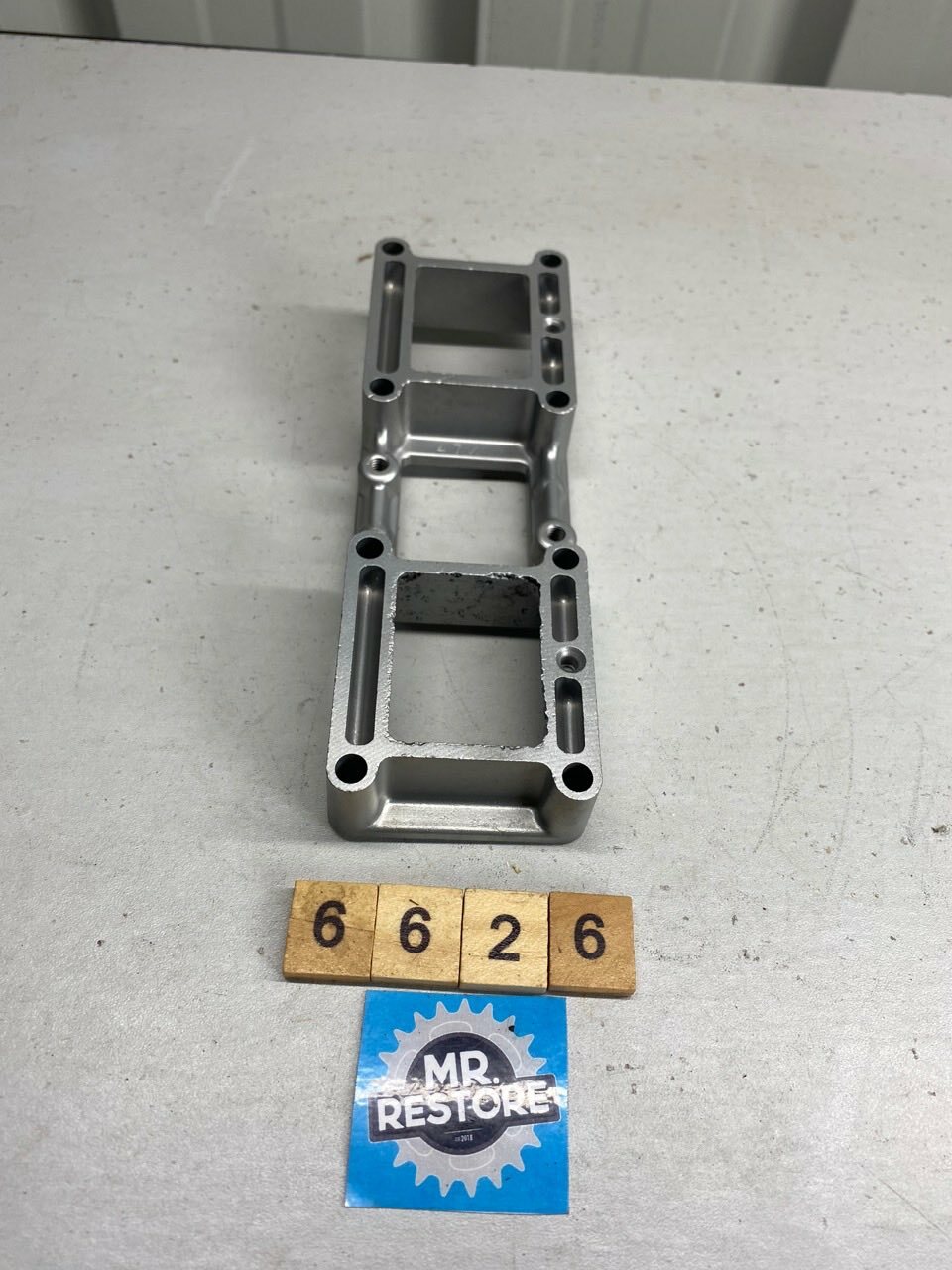 Yamaha RZ500 RD500LC RZV500R Intake Valve Seat - 47X-13661-00
