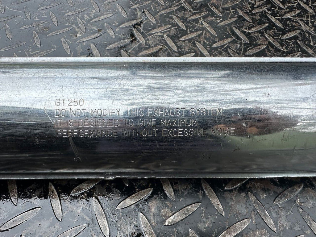 Suzuki GT250 R/H Exhaust Pipe Silencer Muffler & Baffle