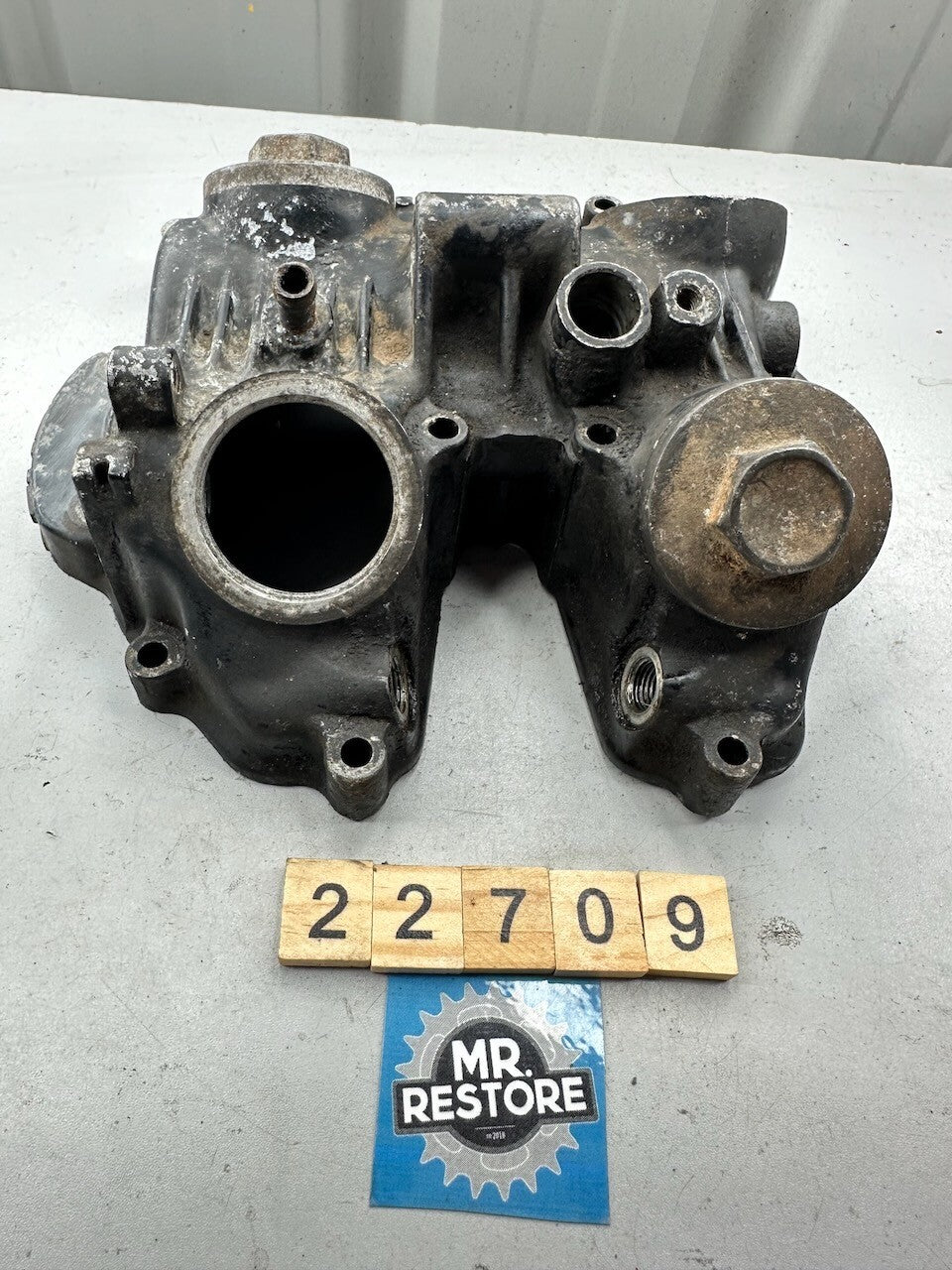 Honda XL600R Cylinder Head Rocker Cover