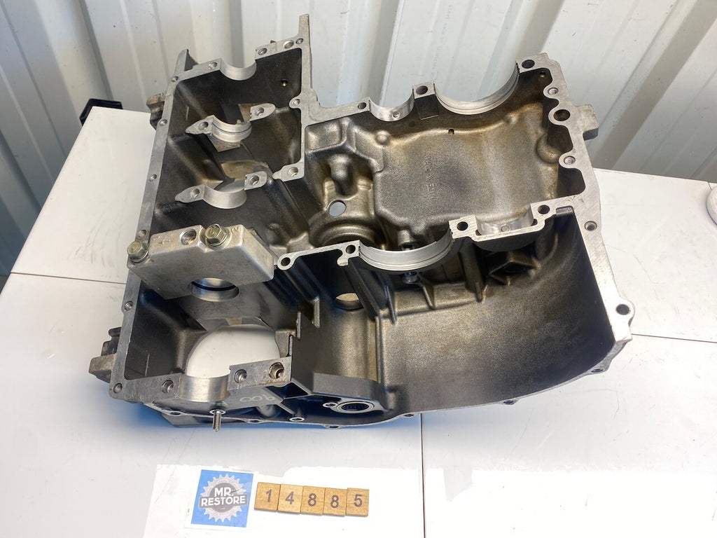 Kawasaki GPZ900R ZX900 Crank Cases