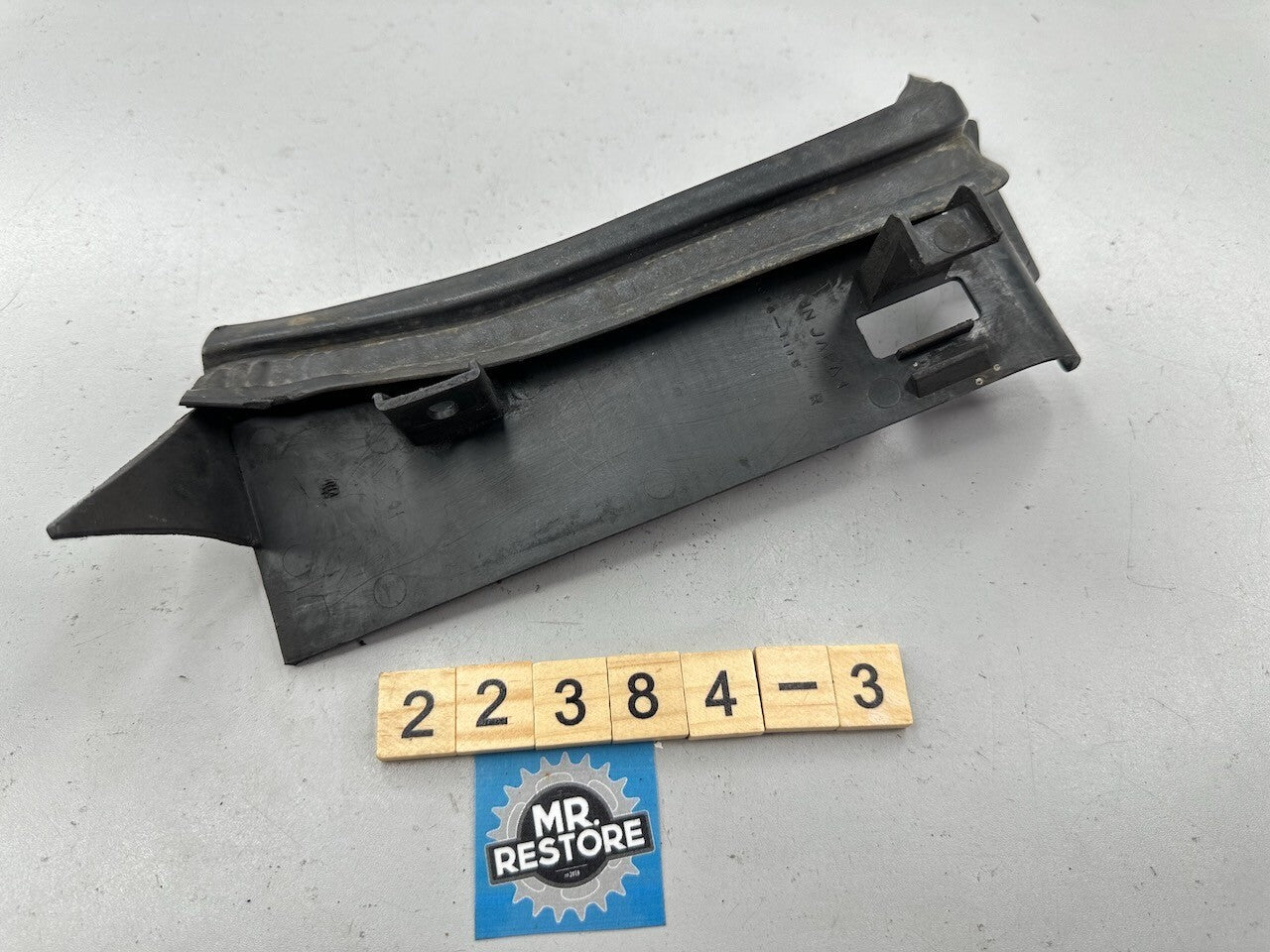 Kawasaki GPZ1000RX ZX1000 1986-88 Lower Cowling Cover & Seal 14024-1115