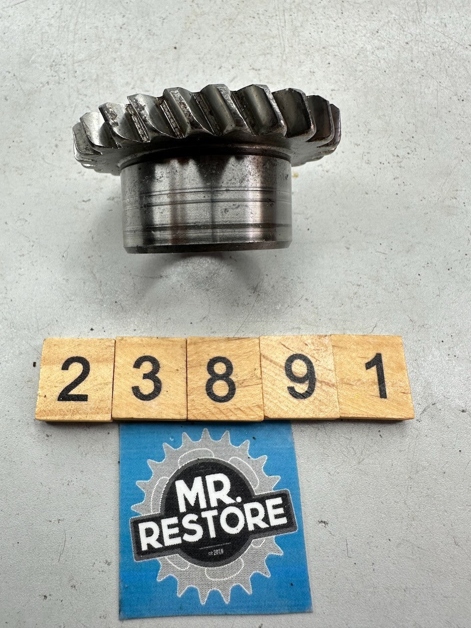 Yamaha YZ250G '80' IT250 '81-82' Primary Drive Gear 3R4-16111 (24T)