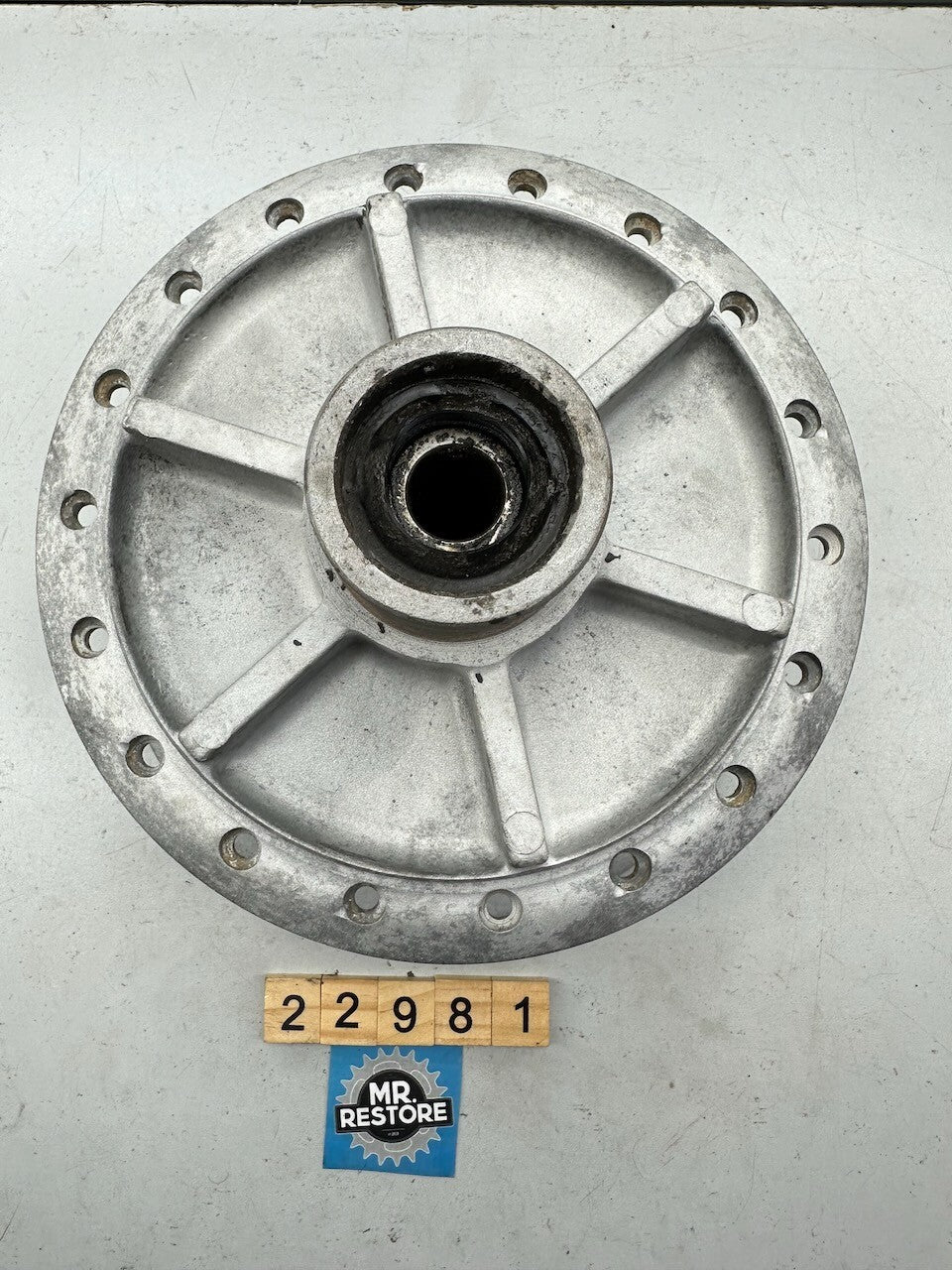 Yamaha DT1 DT2 DT3 RT1 RT2 RT3 Rear Wheel Hub Assy. 275-25311