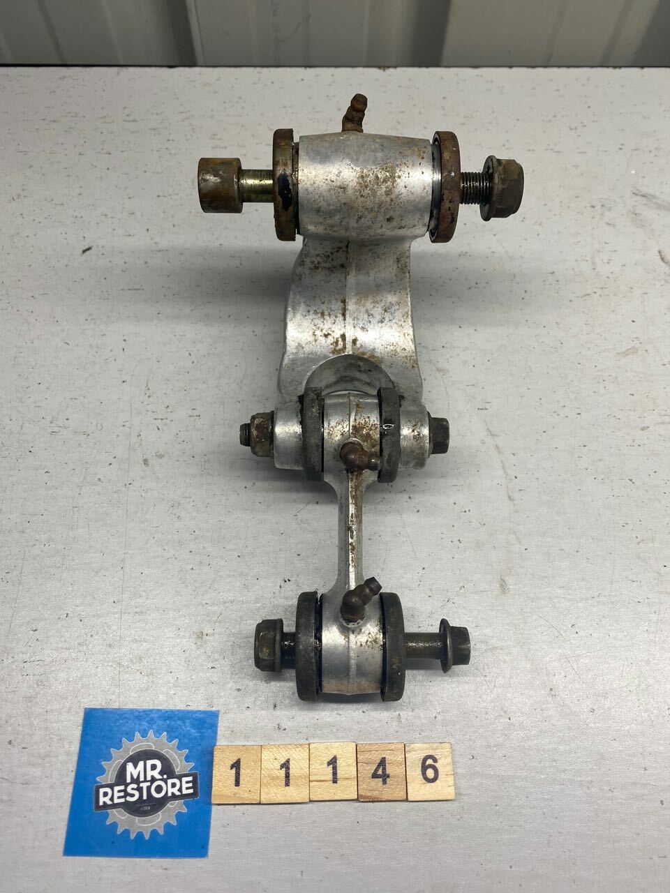 Honda XR250 Rear Suspension Arms 52460-KN5 & 52470-KN5