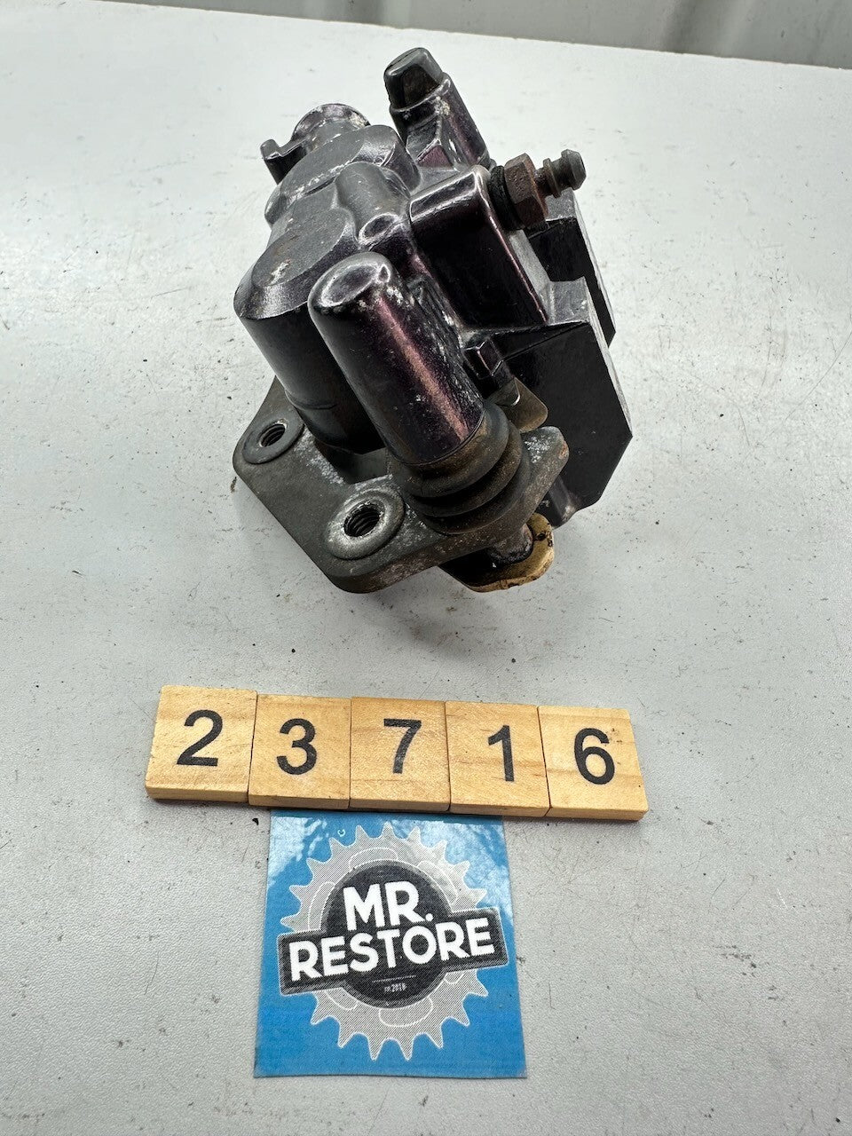 Kawasaki ZZR250 ZX250 EX250 '92-00' Rear Brake Caliper 43041-1372-DJ