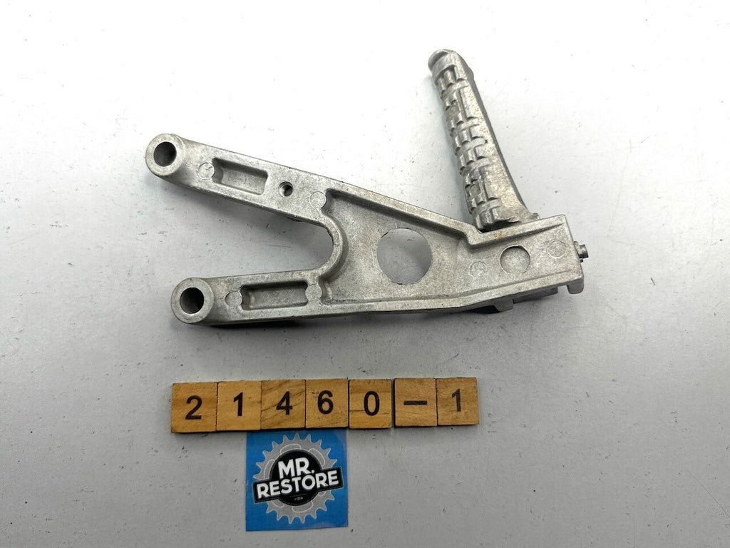 Yamaha TZR250 1KT 2MA Right Pillion Bracket & Footrest 1KT-2742L  1HX-27441