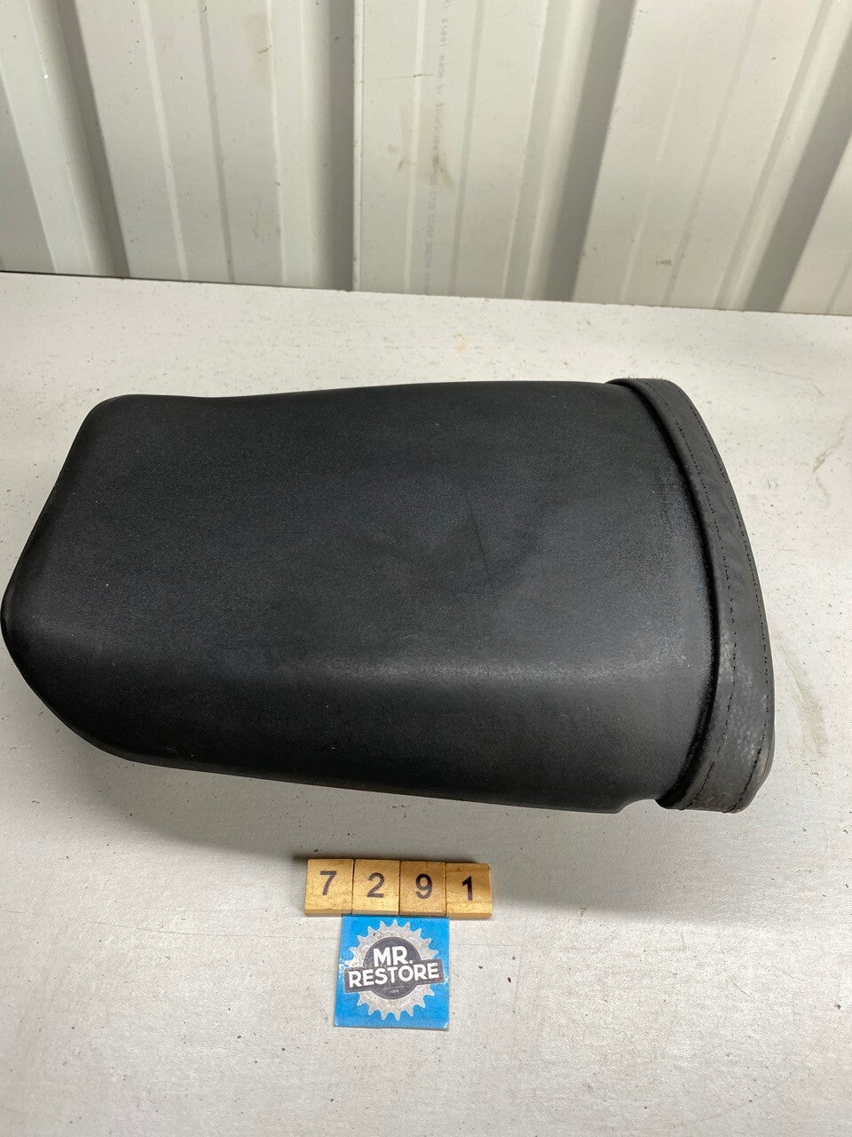 Kawasaki ZX250 ZXR250 1993-1999 Pillion Seat 53001-1641 